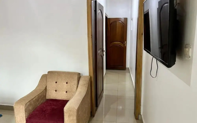 House - Sleeps 8 - Parking - Garden