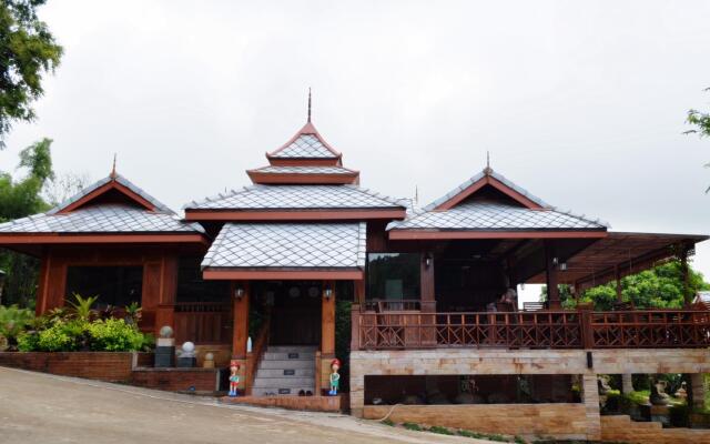 Отель Phusangtawan Resort вид на фасад