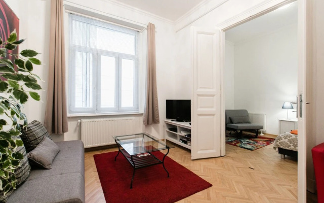 Nagy Diofa 18 Apartment I.
