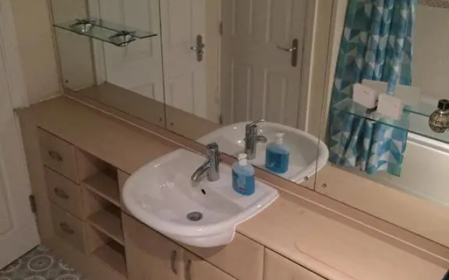 Beach Break Aberavon Holiday Home by the Sea