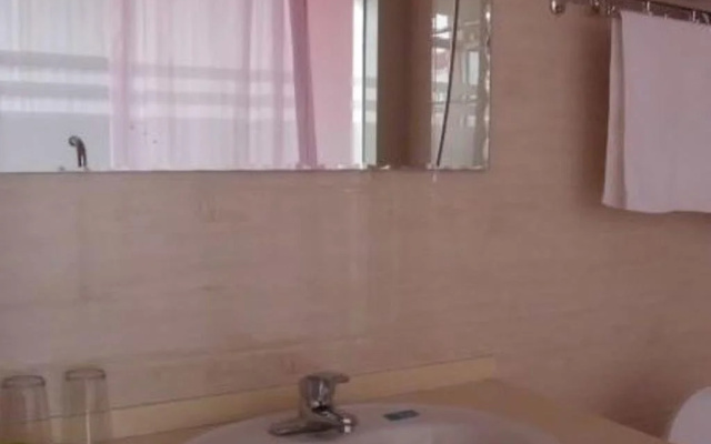 Baotou Wufu Hotel