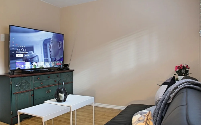 Lakeside 2 Bedroom Guest Suite