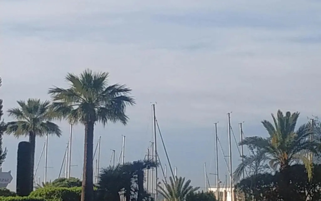 Studio Rez de jardin Marina baie des Anges