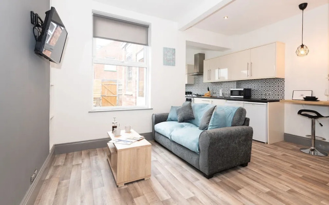 Modern Refurbished Home In Exeter