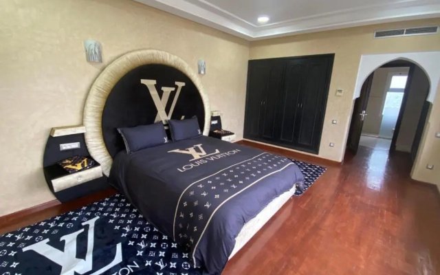 villa 31 de luxe avec Piscine hot gamme