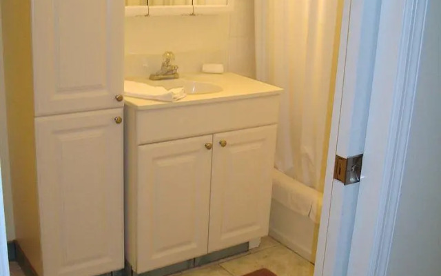 The Pershing Suites