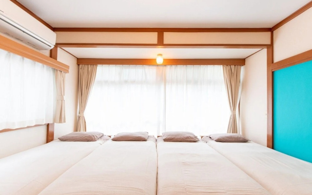 KUMI's Home for 14 Guests