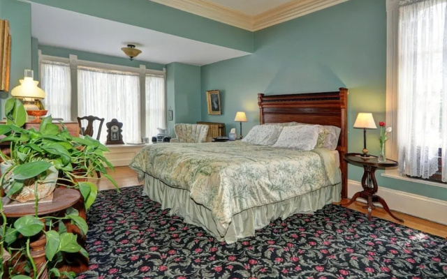 Fargo Mansion Inn