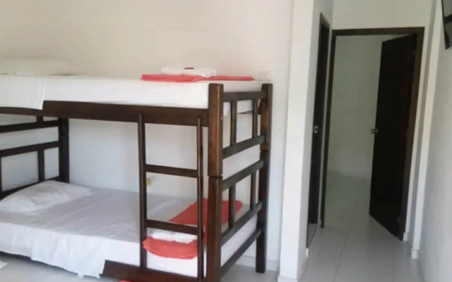 Hostal Fura y Tena