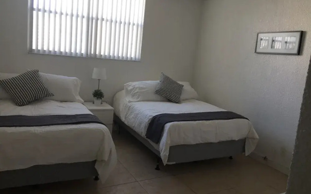 Beach Apartments Hollywood