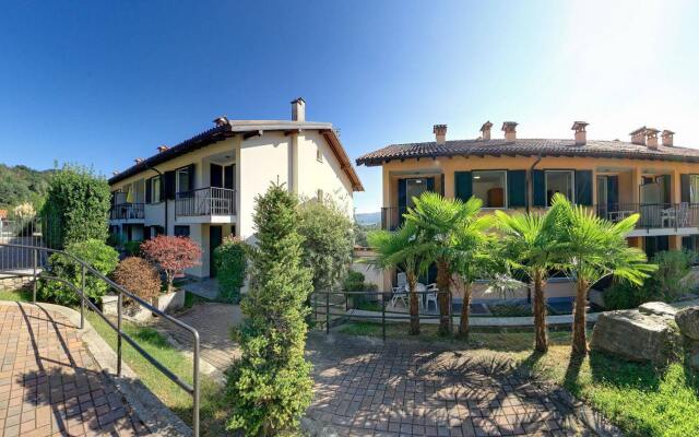 Отель Residence Isolino Италия, Вербания - отзывы, цены и фото номеров - забронировать отель Residence Isolino онлайн вид на фасад