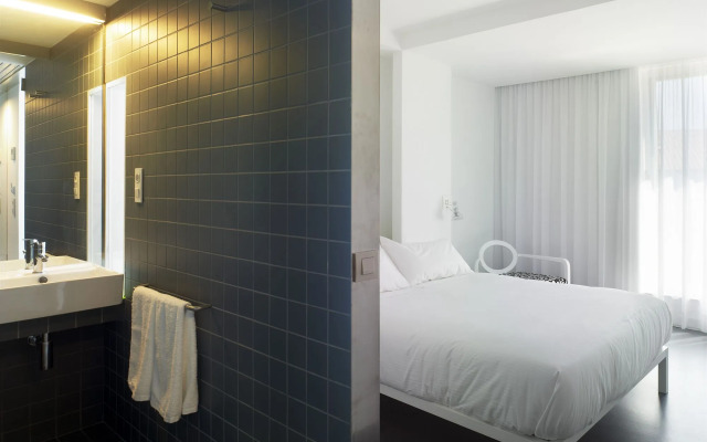 Moure Hotel