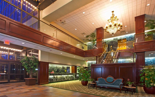 Crowne Plaza Hotel Pensacola Grand