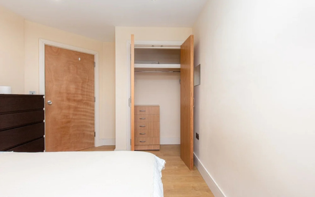Park View Apartments - Deluxe Guest Room 1