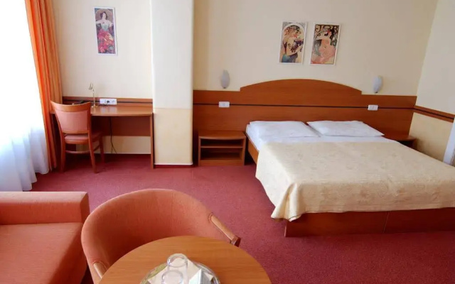 Hotel Arcus Garden