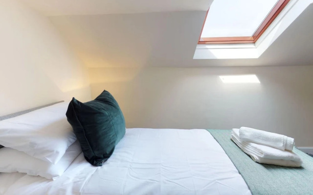 Westminster Luxe Stay City View 3BR Bradford