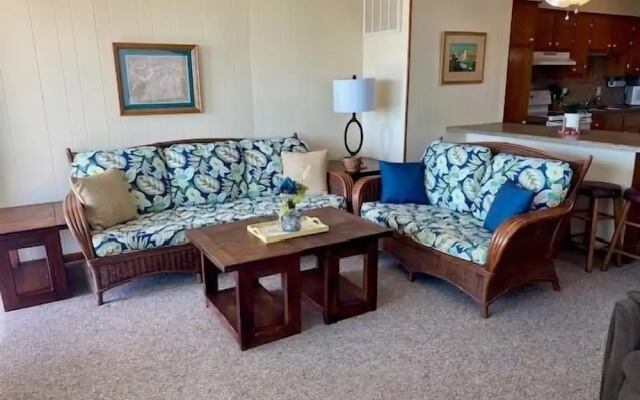 Eastside  3 Bedroom Home by RedAwning
