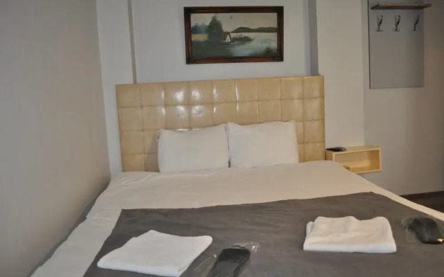 Esinti Otel