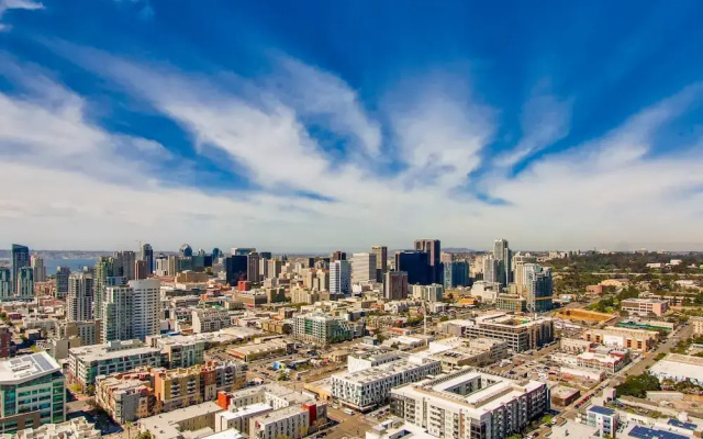 Incredible 2 BR Dream Property Downtown