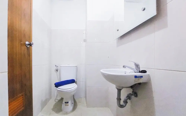 Homey And Elegant Studio Amazana Serpong Apartment