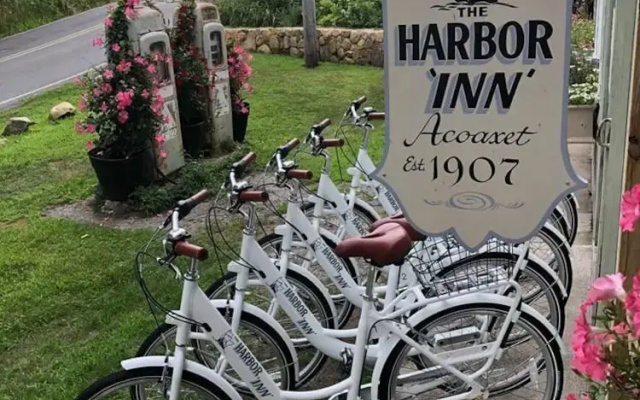 The Harbor Inn