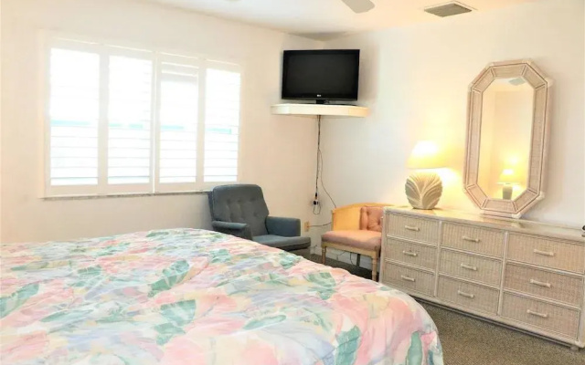 Jamaica Royale 016 - 1 Br Condo
