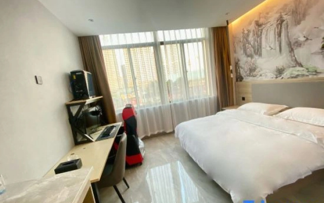Rujia Superior Yun Hotel (Anqing Hongyang Plaza)