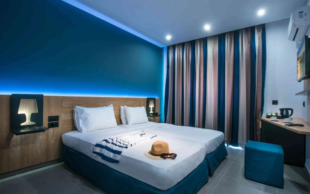 Enorme Infinity Beach ex Infinity Blue