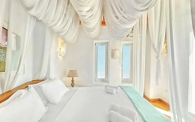 Zinas Villas