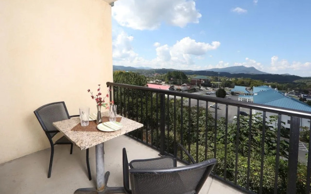 Mountain View Condo 1205 - Two Bedroom Condo