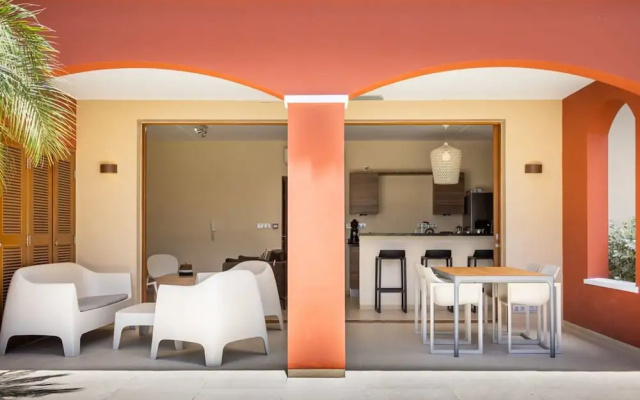 Spanish Water Apartments - Terrace