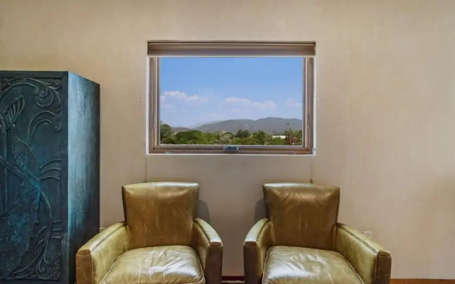 Skyview - Gorgeous Views From The Railyard