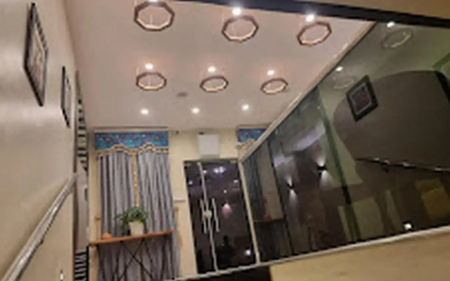 Saire Hotels