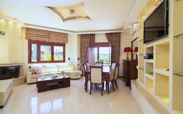 Eva & Dimitrios Villas, By ThinkVilla
