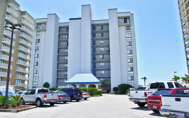 Romar Tower by Young Suncoast