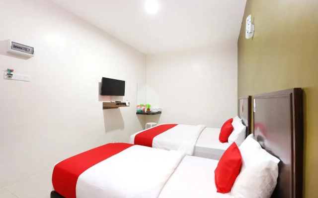 OYO 90456 Hotel Tgl