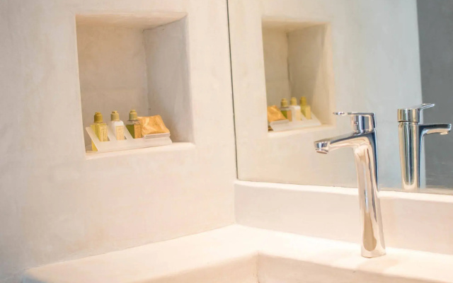Levantes Ios Boutique Hotel