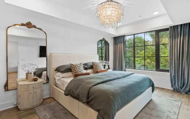 Bleau Vine Luxe Suite