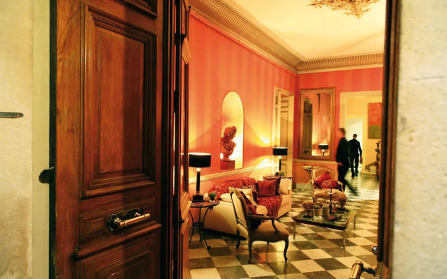 Hotel Château Des Alpilles
