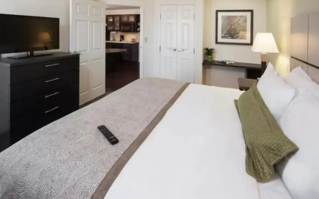 Candlewood Suites Lake Charles South by IHG