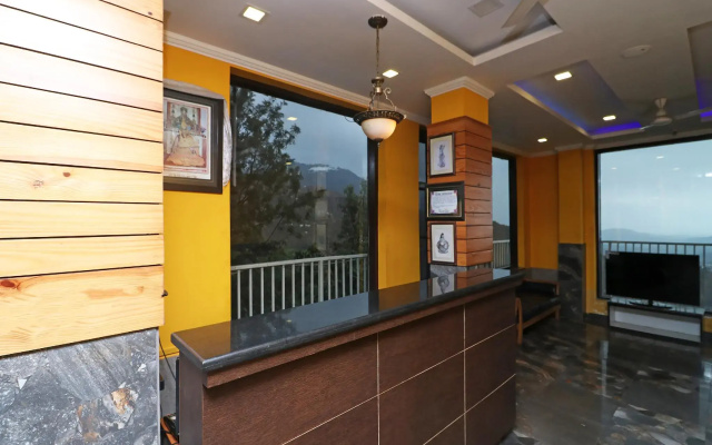 OYO 31120 Hotel Royale India