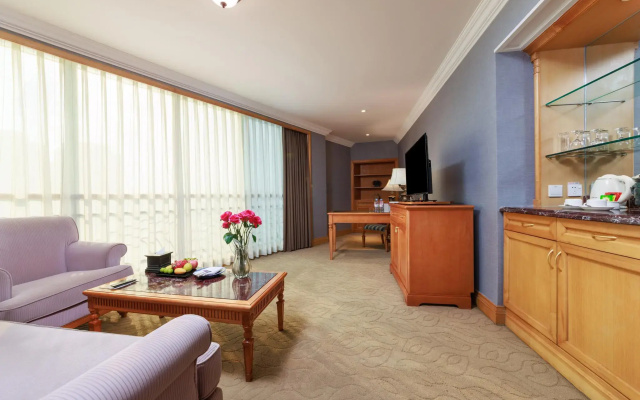 Grand Noble Hotel