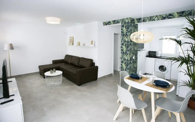 Mango & Tropical Apartment