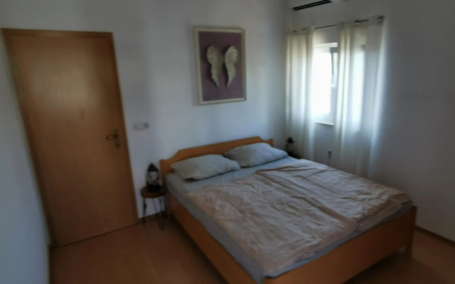 Villa Mala Vala / 120qm / 3 SZ / 5 -6 P / Meerbl.