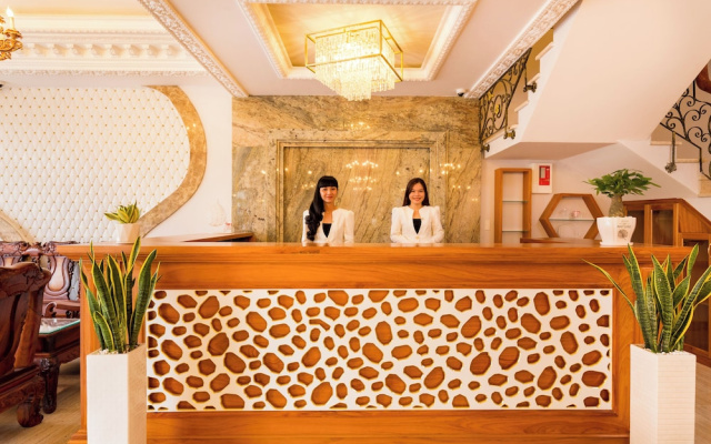Golden Central Hotel Trang Bang