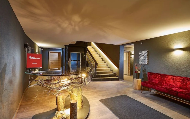 Black Forest Lodge