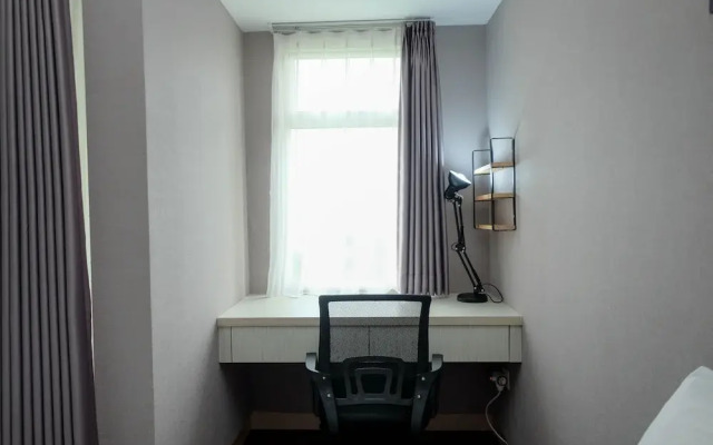 Fancy And Nice Studio Apartment At Springlake Summarecon Bekasi