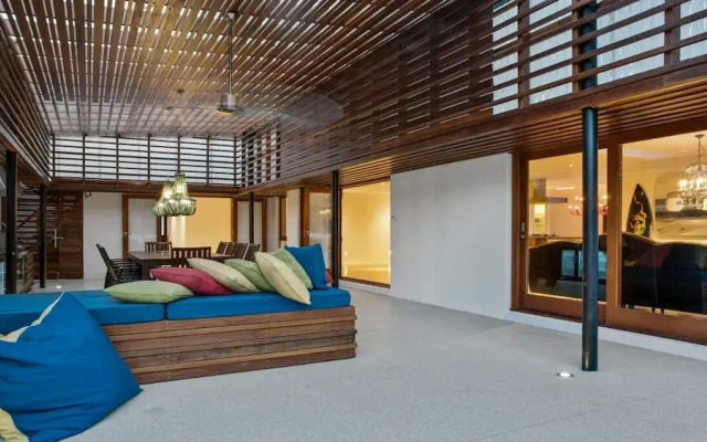 Your Luxury Escape - OneCoral