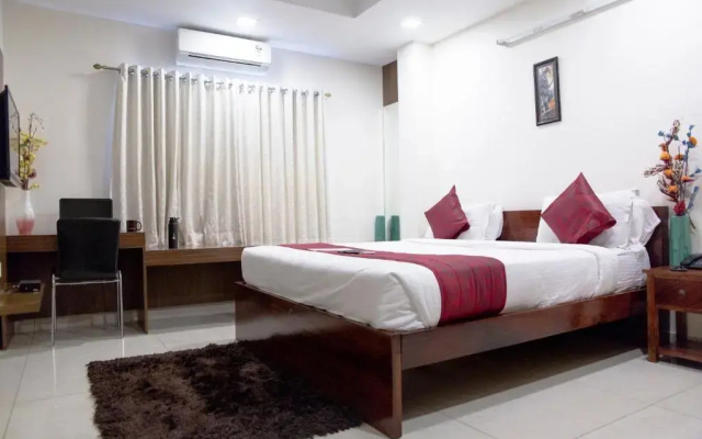 SKYLA Service Apartment Road No.10