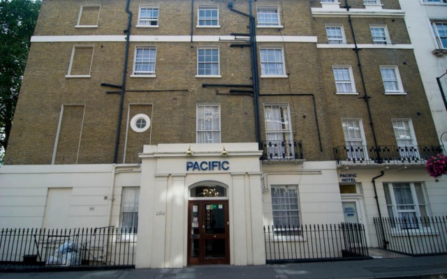 Pacific Hotel вид на фасад